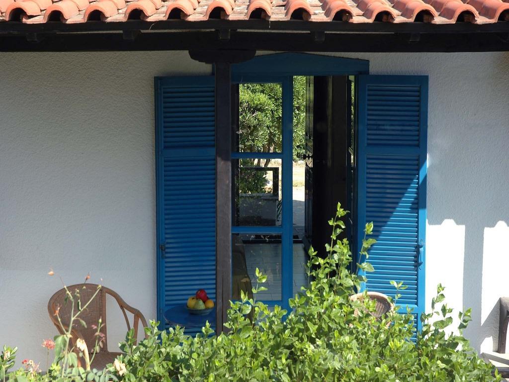 אואוראנואופולי Skites Hotel Bungalows חדר תמונה